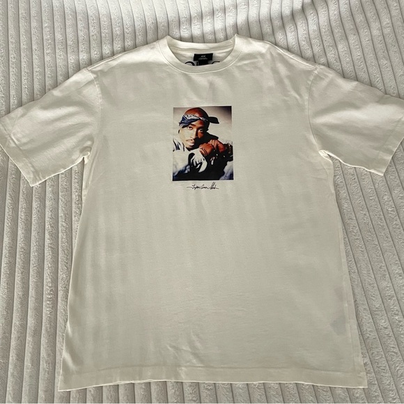 Loose Fit Tupac Graphic Tee - Picture 2 of 4